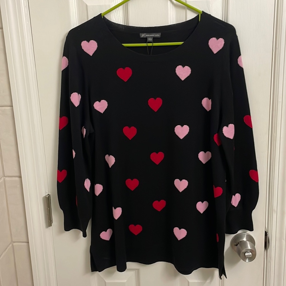 Darling NWT Adrianna Papell Hearts Sweater Women’s L